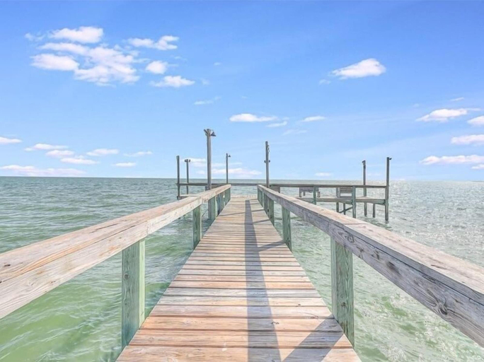 Beach 2, Sunset Breeze 3 Bedroom Condo by RedAwning, Aransas