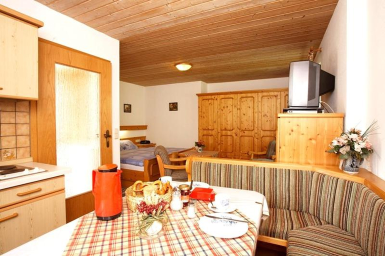 2, Haus Krautloider, Traunstein