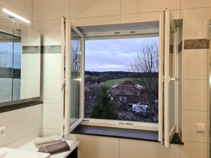 Bathroom 3, Apartment Gastehaus Staudenschloß, Augsburg