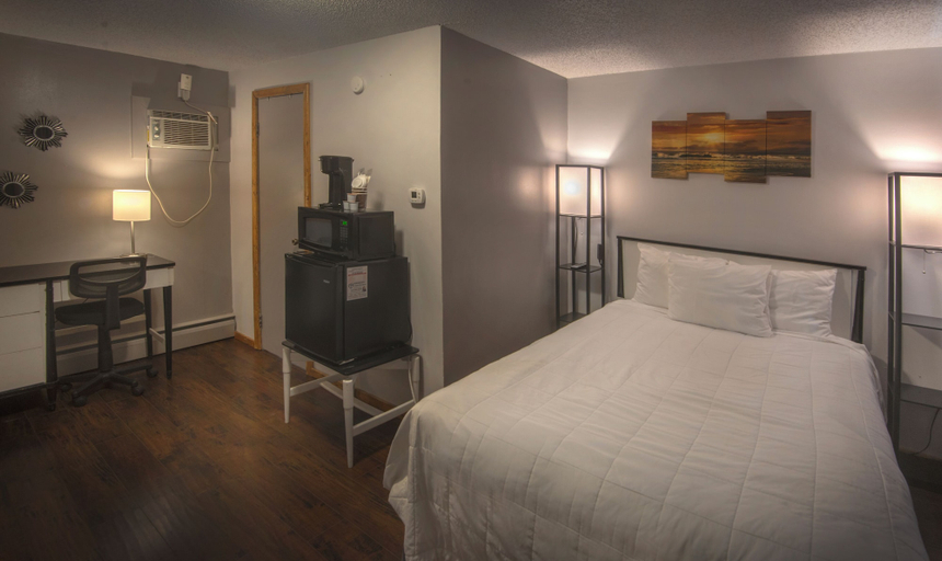 Bedroom 3, Spirit Lake Resort Motel, Wadena
