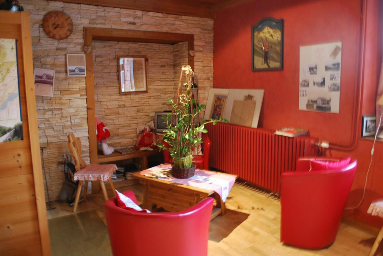 Interior 3, Hôtel Restaurant Au Perce Neige, Doubs