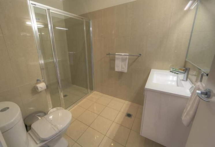 Bathroom 4, Red Earth Motel, Broken Hill