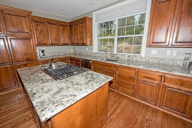 Private kitchen 3, 2184 Marshall Trail 5 Bedroom Home by RedAwning, El Dorado