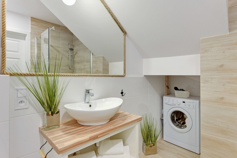 Bathroom 4, Lion Apartments - La Playa, Sopot