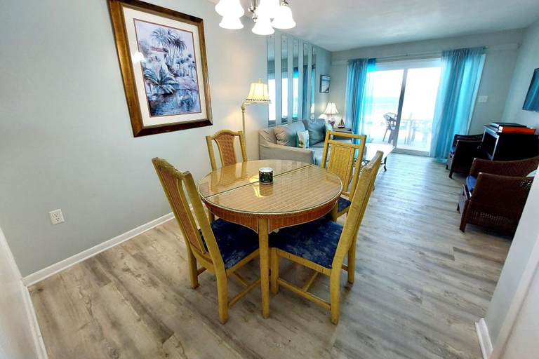 Dining, Harbor House B6 2 Bedroom Condo by RedAwning, Baldwin