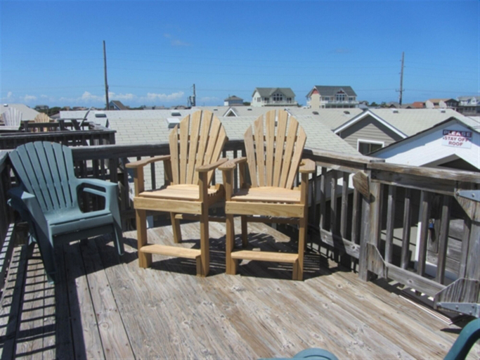 Property grounds 3, 23 The Lighthouse 1 Bedroom Condo by RedAwning, Dare