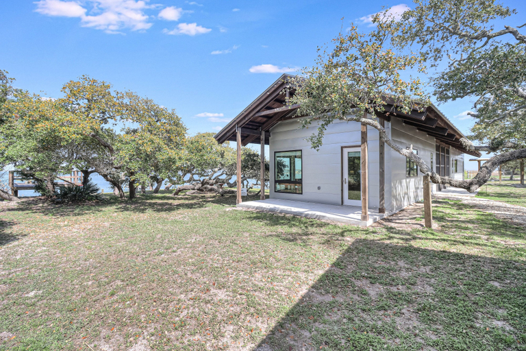 Exterior 4, Cape Town 6031rpg 11 Bedroom Home by RedAwning, Aransas
