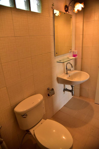 Bathroom 3, Lemon Chalet Kaeng Krachan Resort, Kaeng Krachan