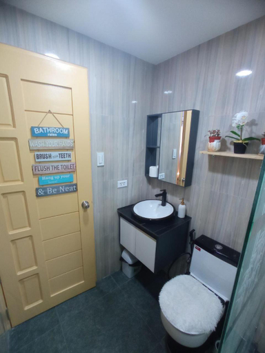 3, L and D Homestay, Parañaque