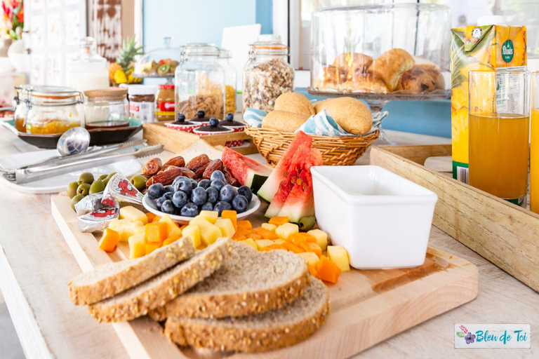Breakfast buffet 4, Bleu de Toi - Boutique Guest House