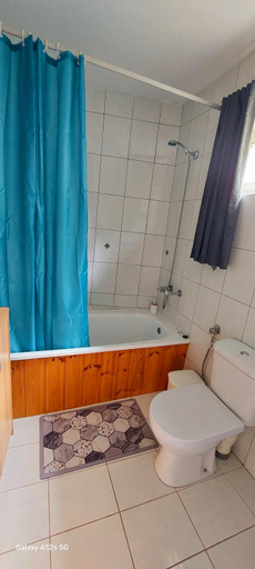 Bathroom 2, Villa Sarichel, Crete