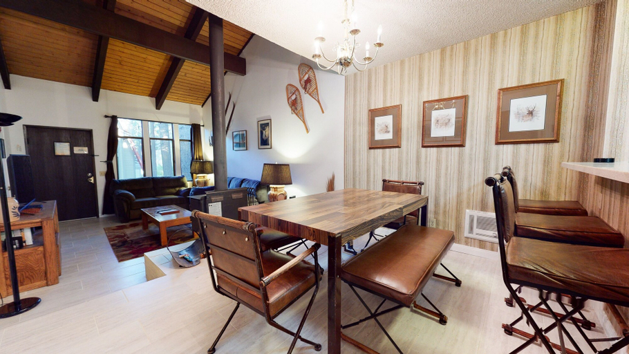 Dining 3, St. Moritz 12 Bright and cozy Mountain Cabin, Centrally Located by RedAwning, Mono