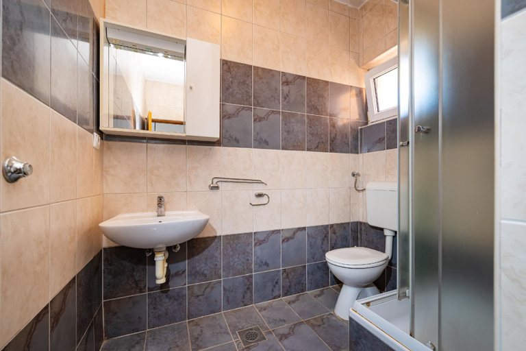 Bathroom 3, BonVie Apartments in Center 15 B4, Novalja