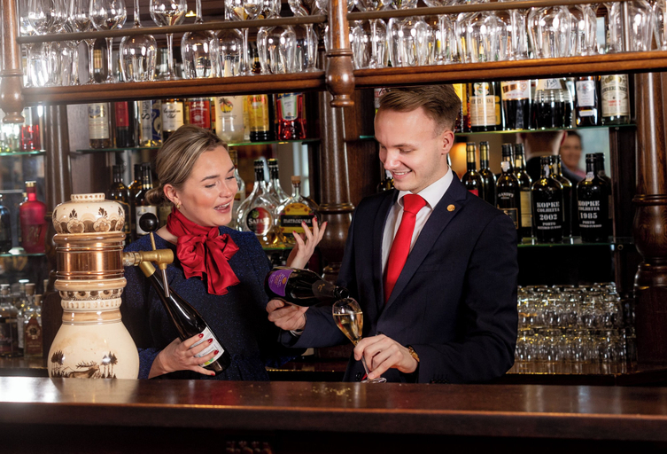 Food & Drinks 5, Landhuishotel & Restaurant De Bloemenbeek, Losser