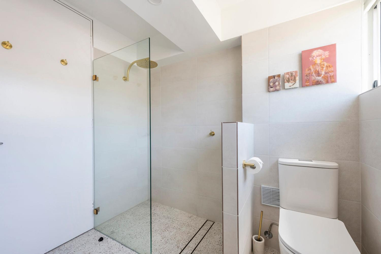 Bathroom 3, The Springs - oceanstays, Clarence Valley- Coast