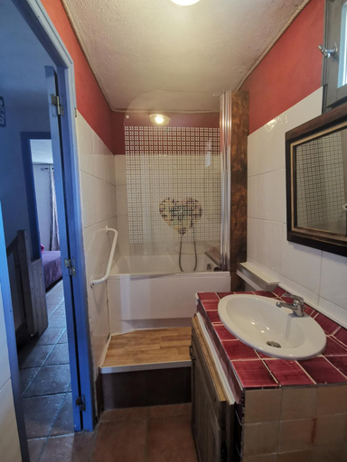 Bathroom 3, Gite De Groupe, Var