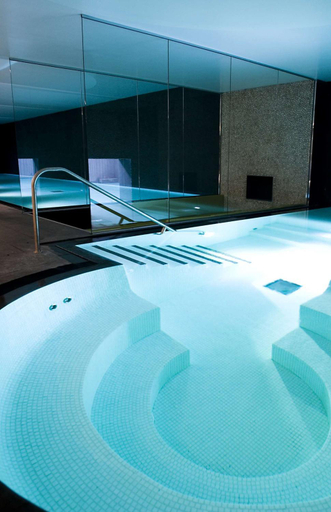 Sport & Beauty 2, DoubleTree by Hilton Hotel & Spa Chester, Cheshire West and Chester