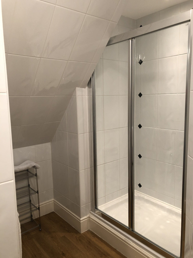 Bathroom 3, Beacon Country House Hotel, Cornwall