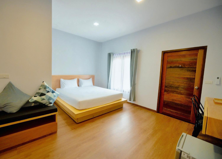 Bedroom 4, Intha Resort, Pak Tho