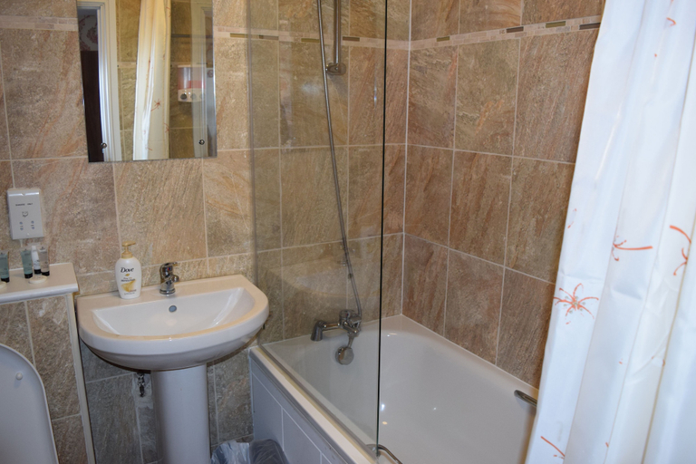 Bathroom 3, Star Anglia Hotel, Essex