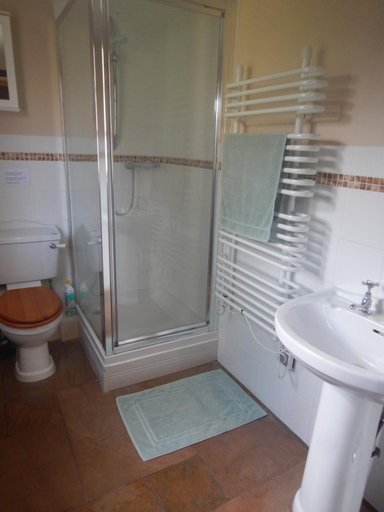 5, Prestwick Byre, Surrey