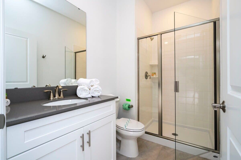 Bathroom 3, Gorgeous 4Bd with Pool @ Storey Lake Resort 4475, Osceola