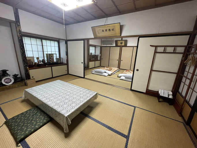Bedroom 2, Shukubo Kakurinbo, Minobu