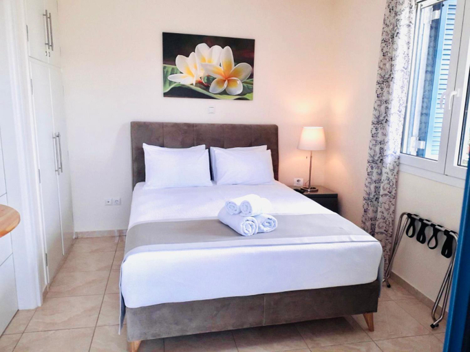Bedroom 2, Lovely Rooms Finikounda, Peloponnese
