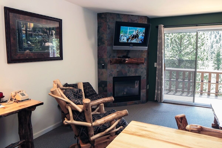 Others 5, Fawn Valley Inn: 280 1 Bedroom Condo, Larimer
