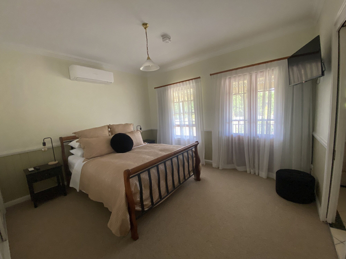 Bedroom 2, Logger's Rest, Stanthorpe