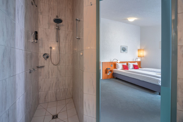 Others 3, Parkhotel Obertshausen, Offenbach