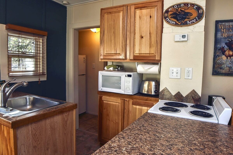 Others 4, Triple R Cottages: 2 1 Bedroom Cabin, Larimer