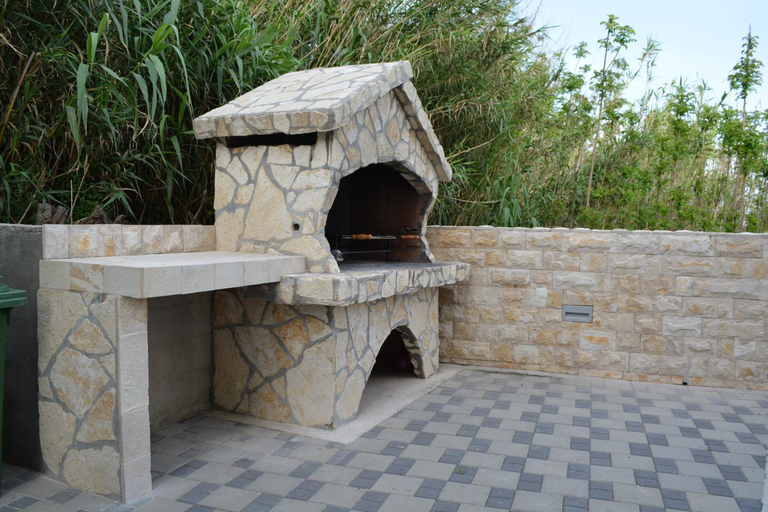 1, Villa Antea - modern house with pool, Pag