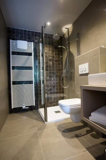 Bathroom 5, Domein De Lissewal, West-Vlaanderen