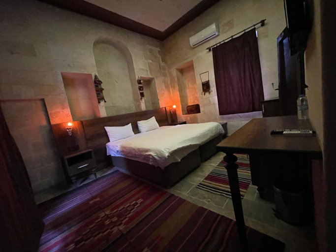 Bedroom 3, lariva konakları, Merkez