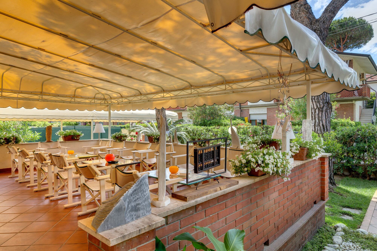 Porch, Hotel Bacco, Lucca