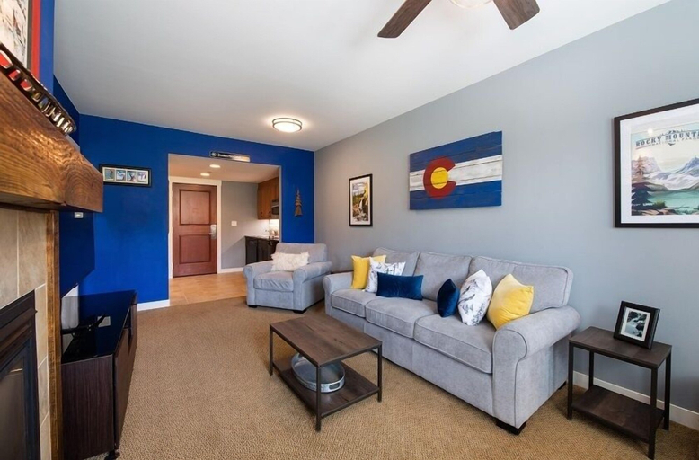 Room 5, Fraser Crossing/Founders Pointe, Condo - 1 Bedroom w/Kitchenette Premium Unit 4466, Grand