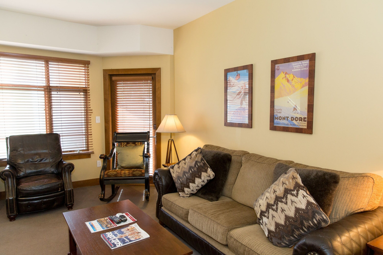 Living room 5, Updated 2 Bedroom -Fireplace & Balcony by RedAwning, Summit