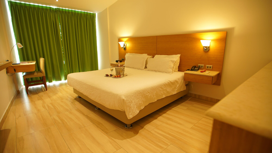 Bedroom 3, Hotel Bachue Girardot, Girardot