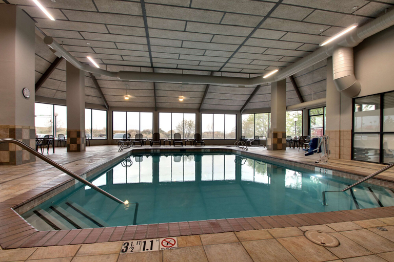 Sport & Beauty 5, Drury Inn & Suites Albuquerque North, Bernalillo