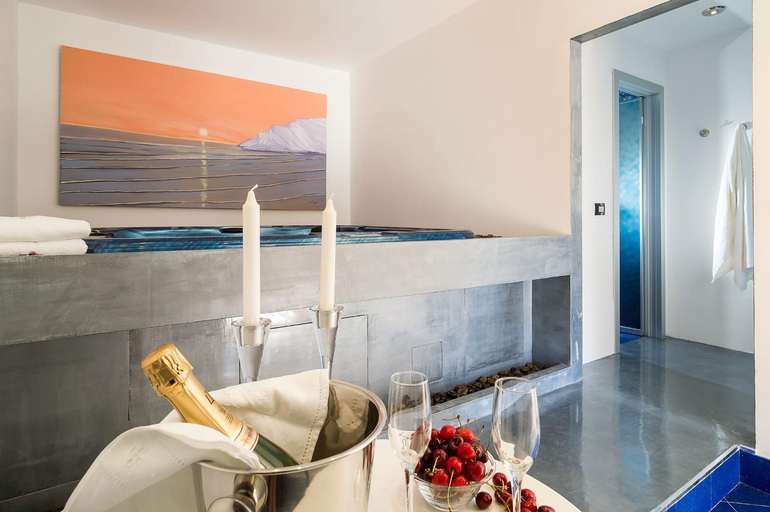 Facilities 2, Agora, Agrigento
