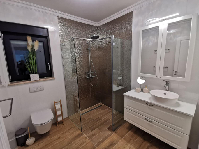 Bathroom 4, Villa Sara, Malinska-Dubašnica