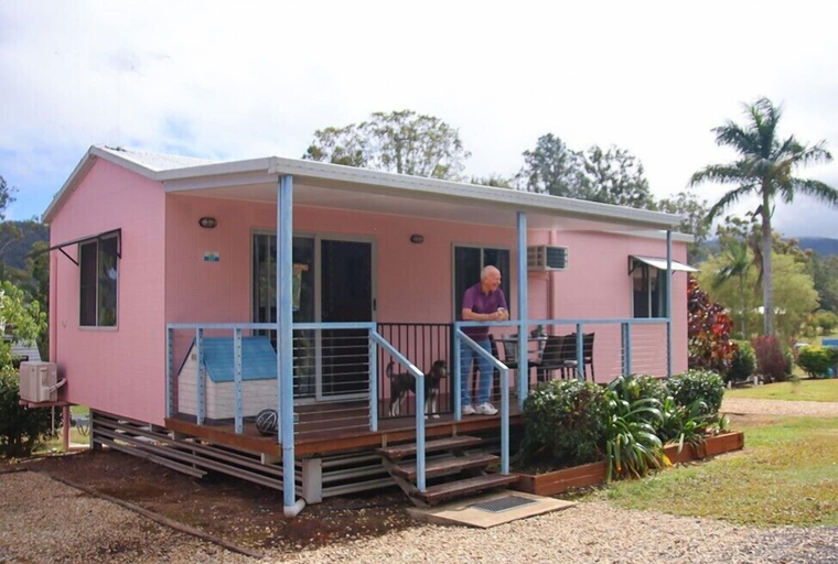 Exterior 2, Discovery Parks – Lake Tinaroo, Atherton