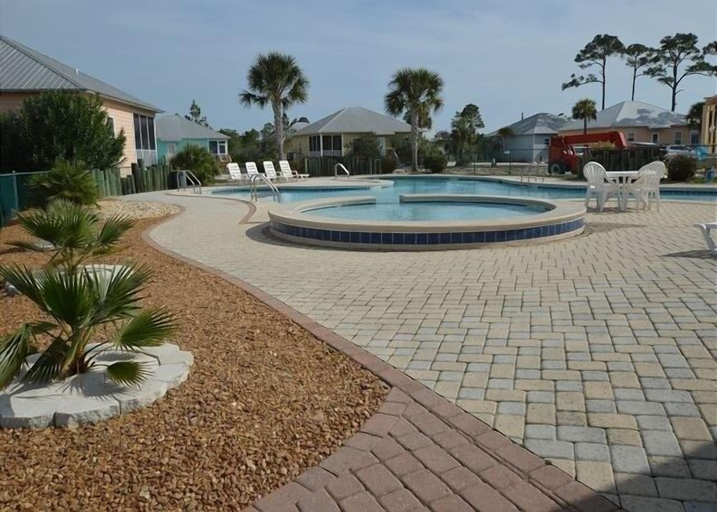 Pool 2, The Rookery III 7022 by RedAwning, Baldwin