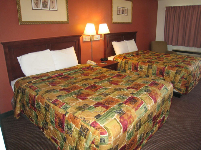 Bedroom 3, Motel 8, Kern