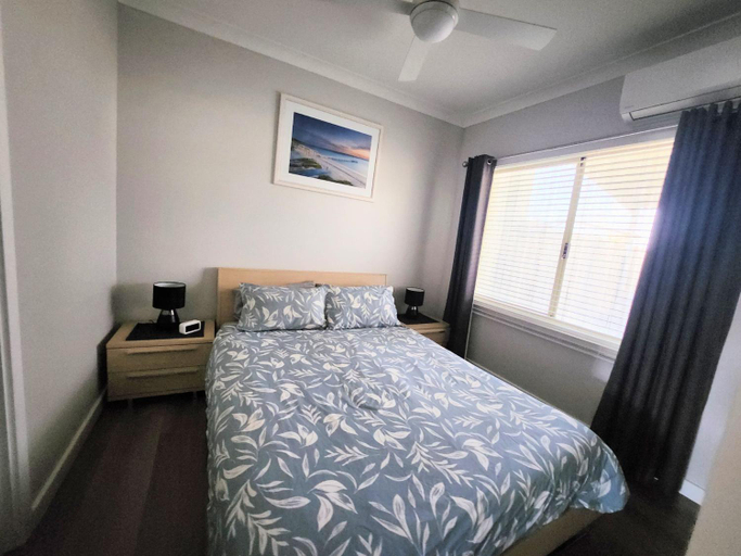 Bedroom 2, Unit 51 Seafront Estate, Dandaragan