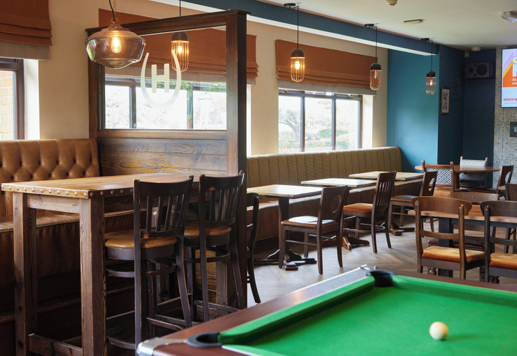 Food & Drinks 4, The Broughton Hotel By Greene King Inns, Milton Keynes