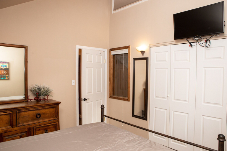 Bedroom 3, 6 Chamonix Lane 2 Bedroom Townhouse by RedAwning, Eagle