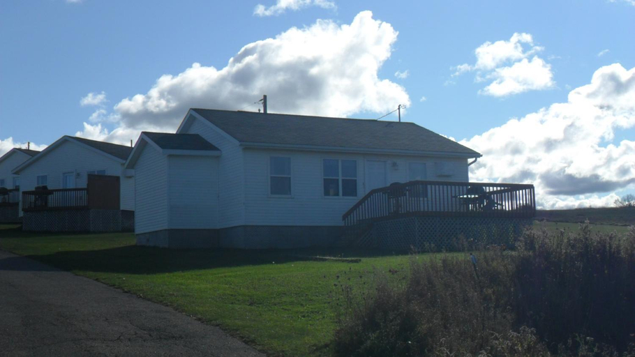 Exterior & Views 1, Mayfield Country Cottages, Queens
