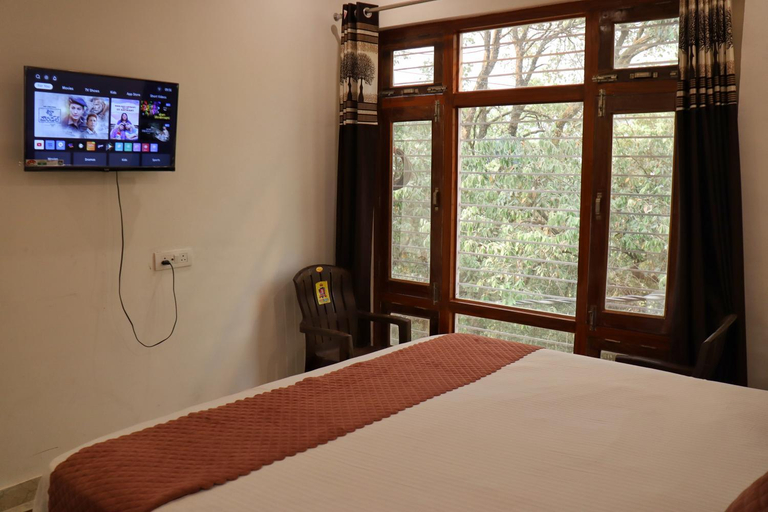 Bedroom 2, The Tree Lounge, Nainital